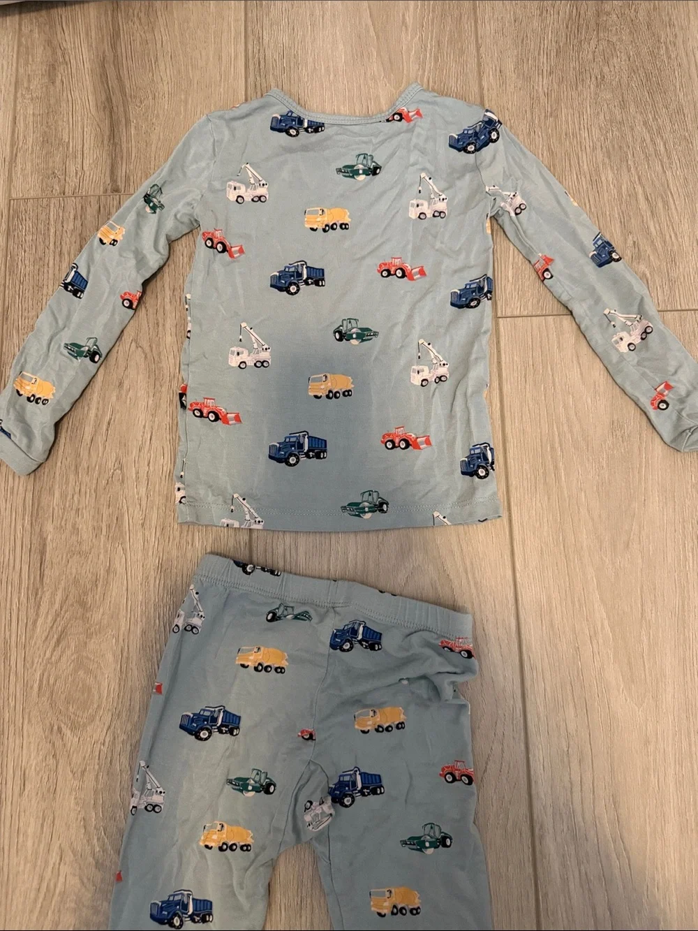 Kyte size 3T Light Blue Kids Pajama Set with Vehicle Print